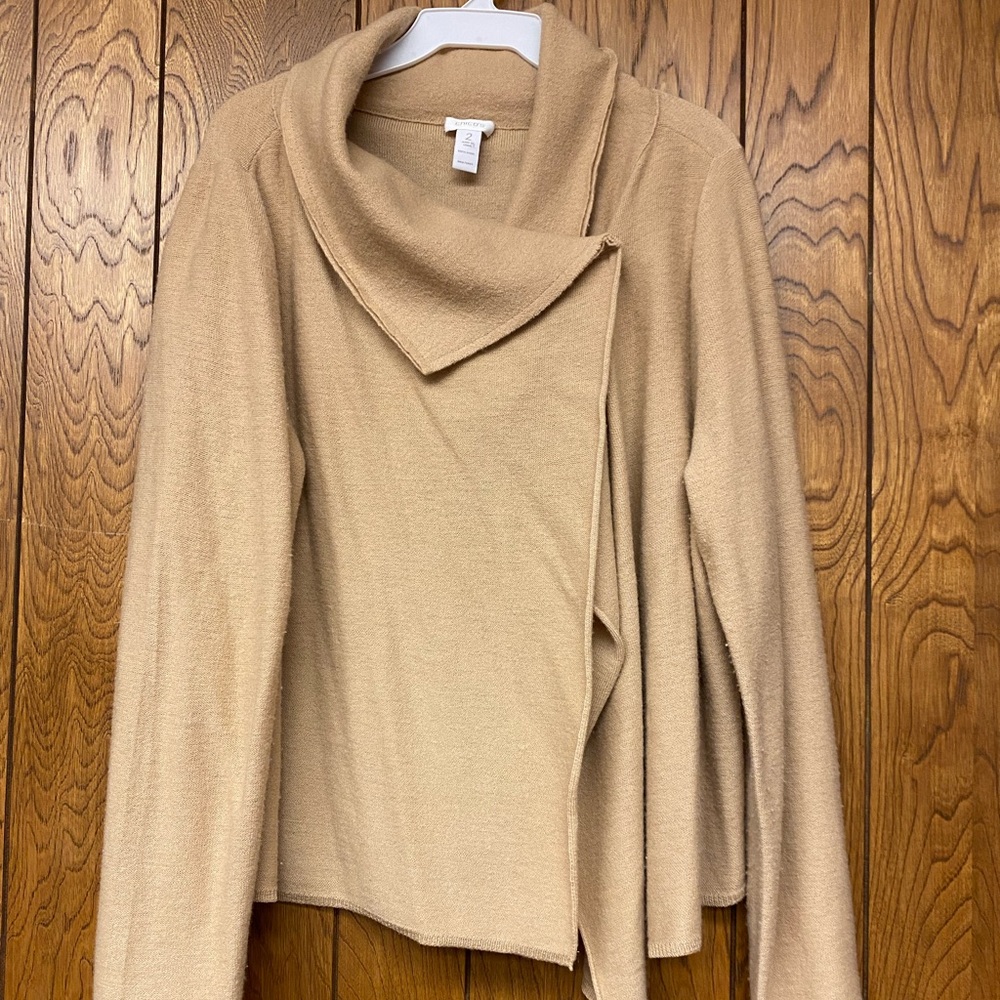 Women’s Chico tan sweater